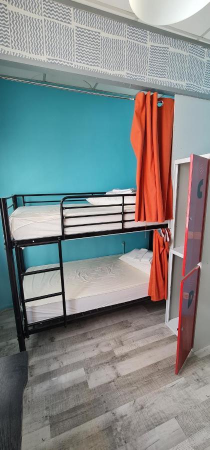 Green Hostel Madrid Gran Via Екстер'єр фото