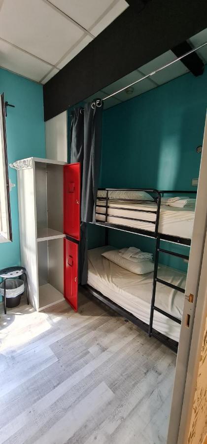 Green Hostel Madrid Gran Via Екстер'єр фото