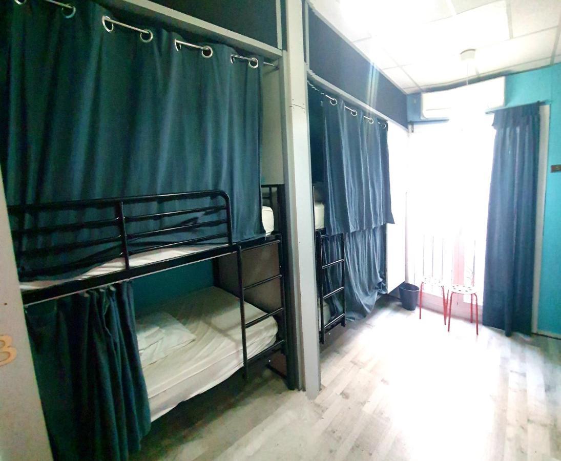 Green Hostel Madrid Gran Via Екстер'єр фото