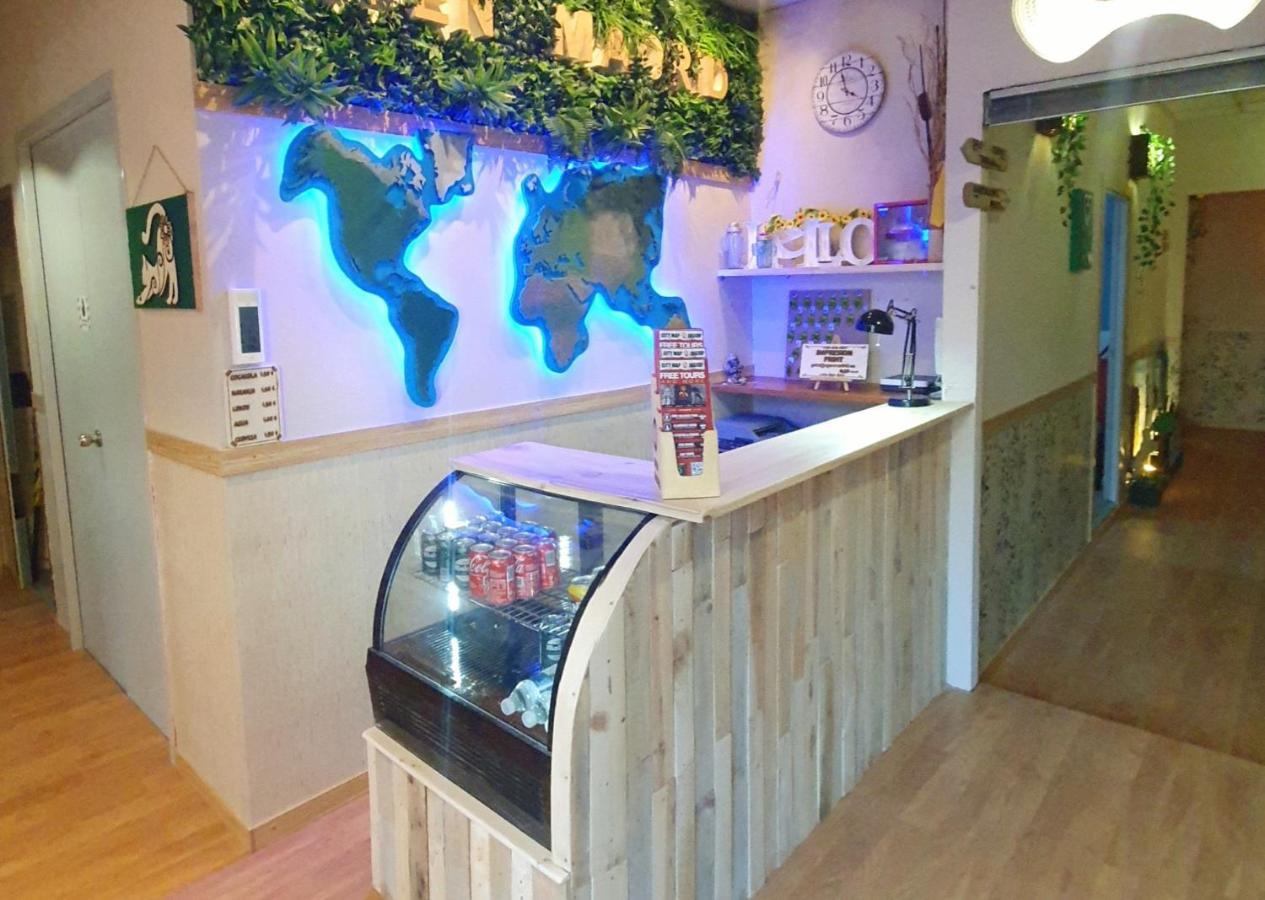 Green Hostel Madrid Gran Via Екстер'єр фото