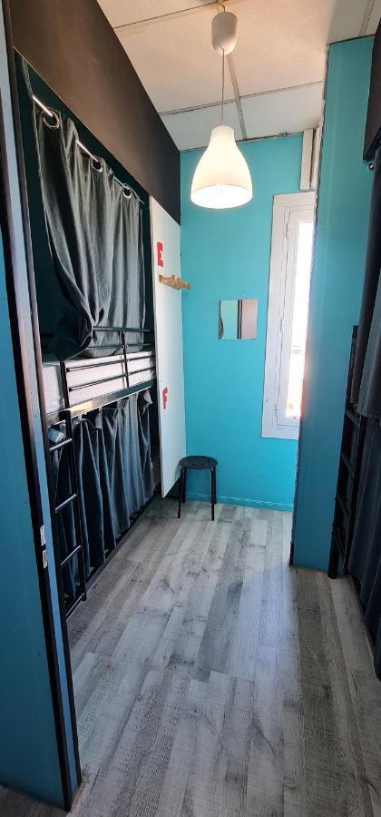 Green Hostel Madrid Gran Via Екстер'єр фото